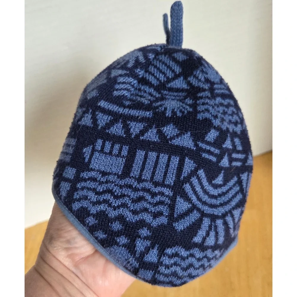 Patagonia Baby Infant Reversible Winter Beanie Hat Blue Geometric 12-24 months